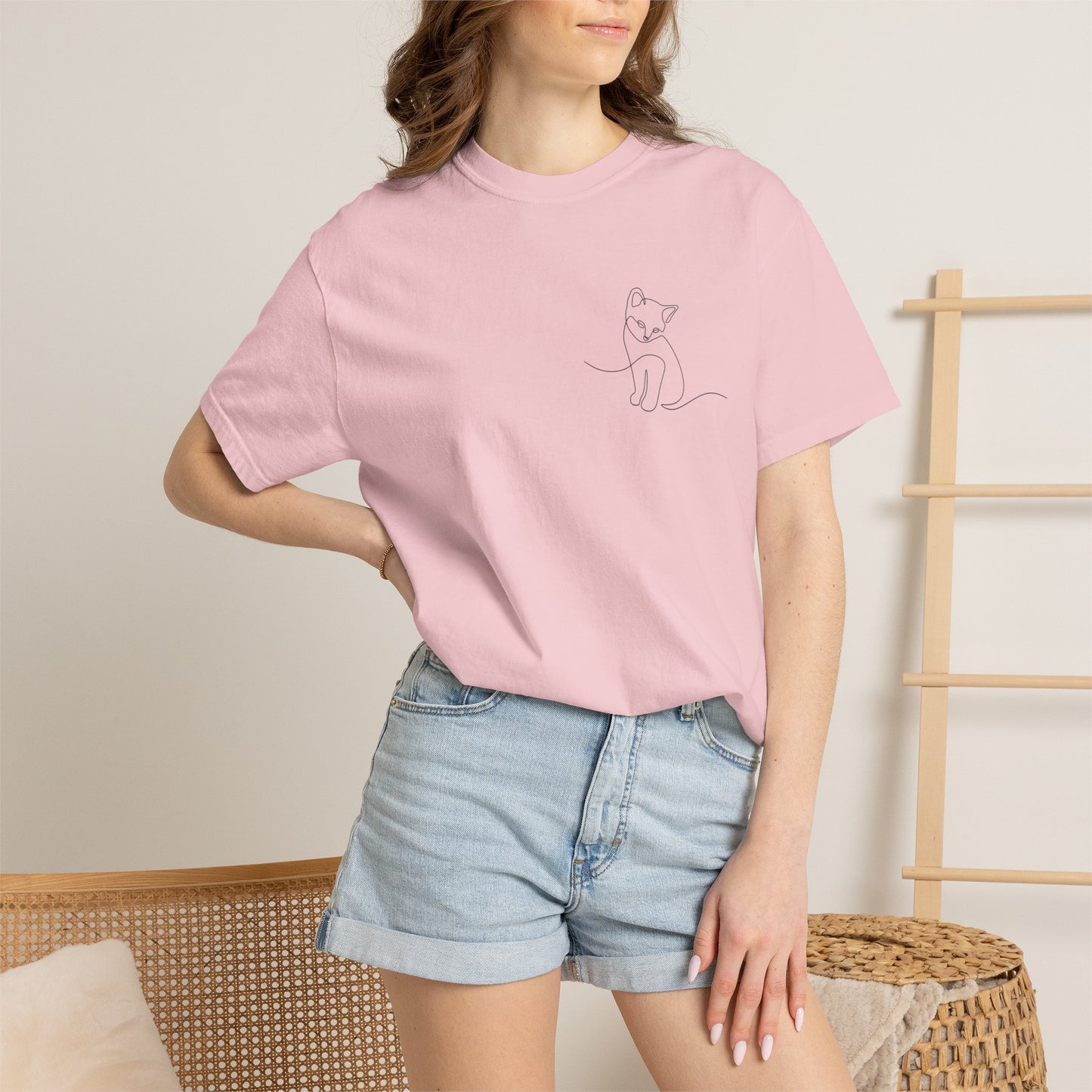 Minimal Line Art Cat T-Shirt — Small Chest Sketch Tee